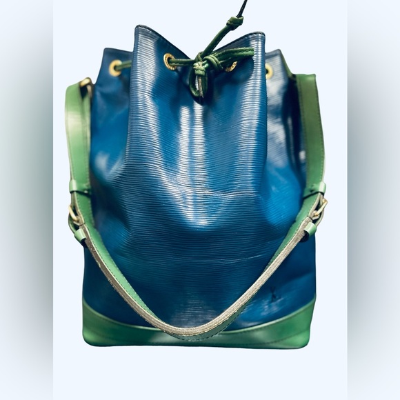 ❌❌SOLD ON FB❌❌🎀Louis Vuitton Noe🎀 - Picture 2 of 14